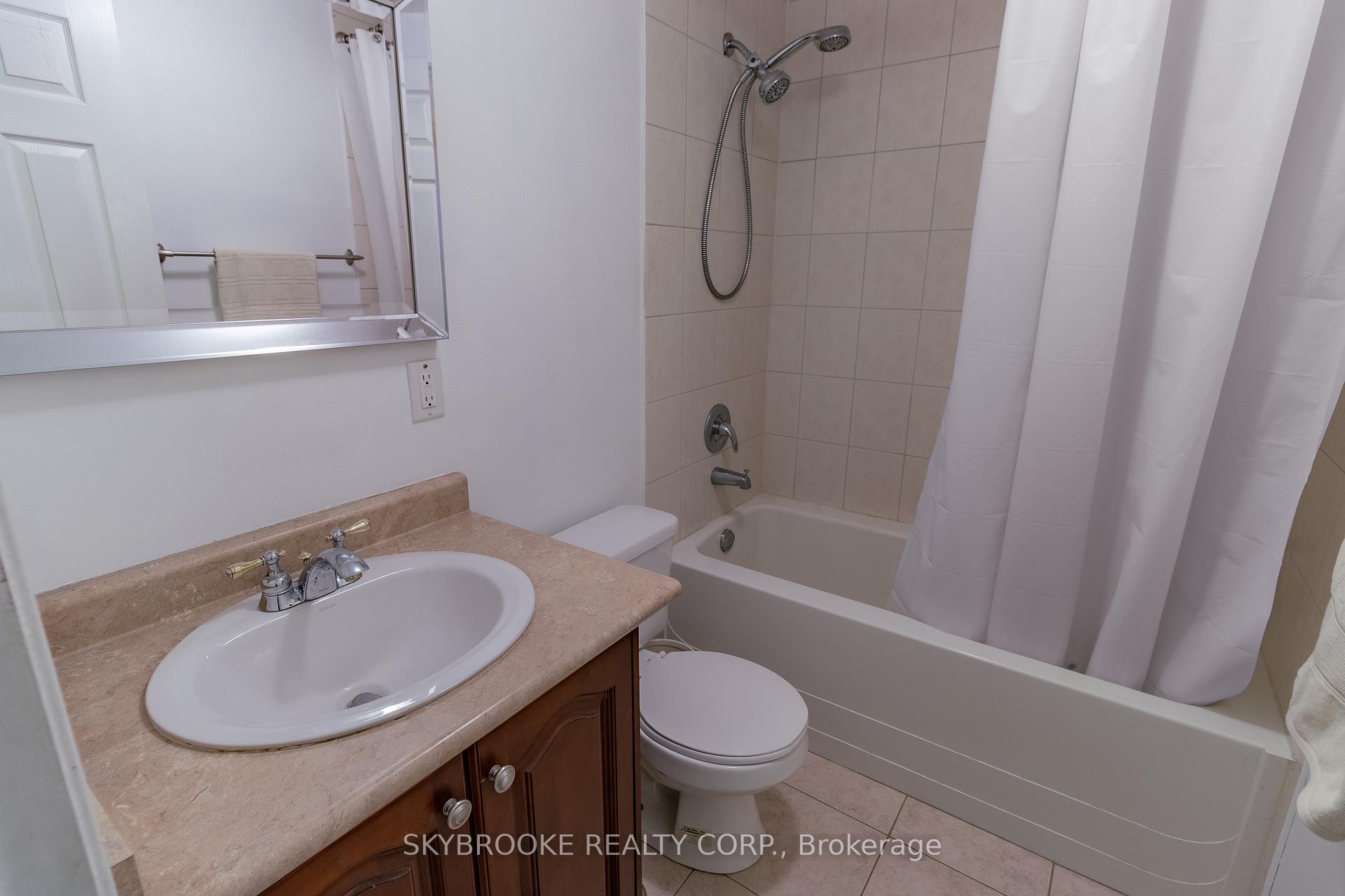 Photo 12 of Unit 302, 245 Pine Grove Road, Vaughan, East Woodbridge — HOMEH