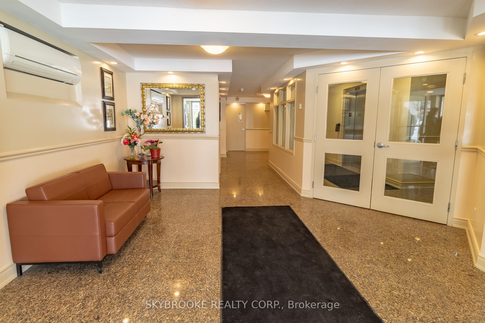 Photo 13 of Unit 302, 245 Pine Grove Road, Vaughan, East Woodbridge — HOMEH