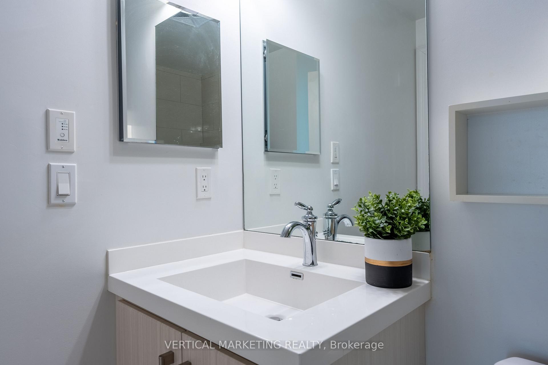 Photo 48 of Unit 520, 33 Clegg Road, Markham, Unionville — HOMEH