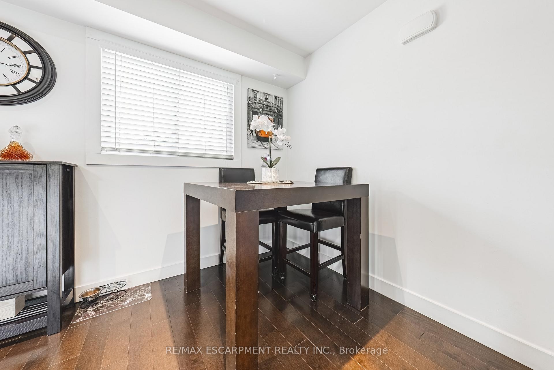 Photo 14 of Unit 26, 1155 Paramount Drive, Hamilton, Stoney Creek Mountain — HOMEH