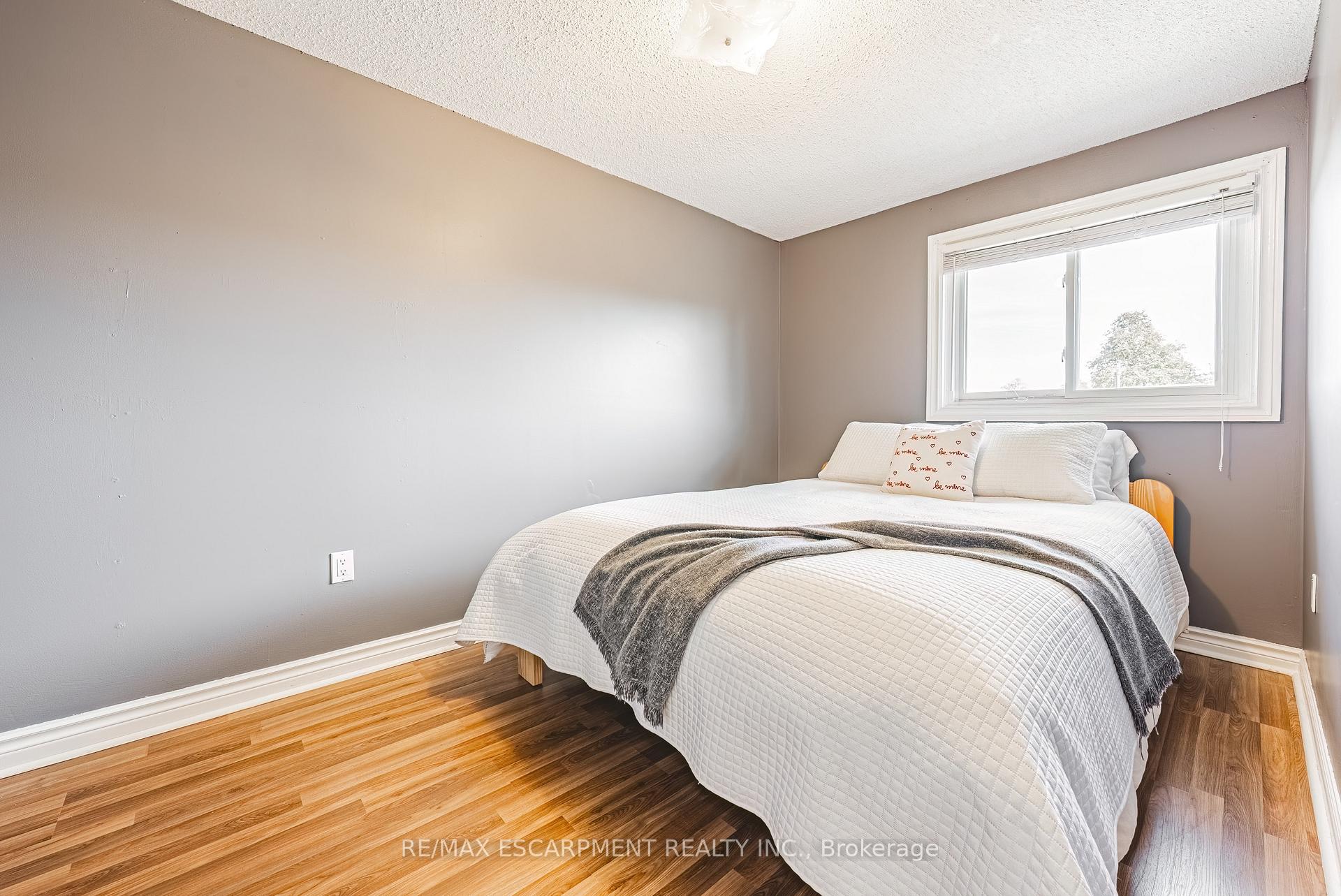 Photo 27 of Unit 26, 1155 Paramount Drive, Hamilton, Stoney Creek Mountain — HOMEH