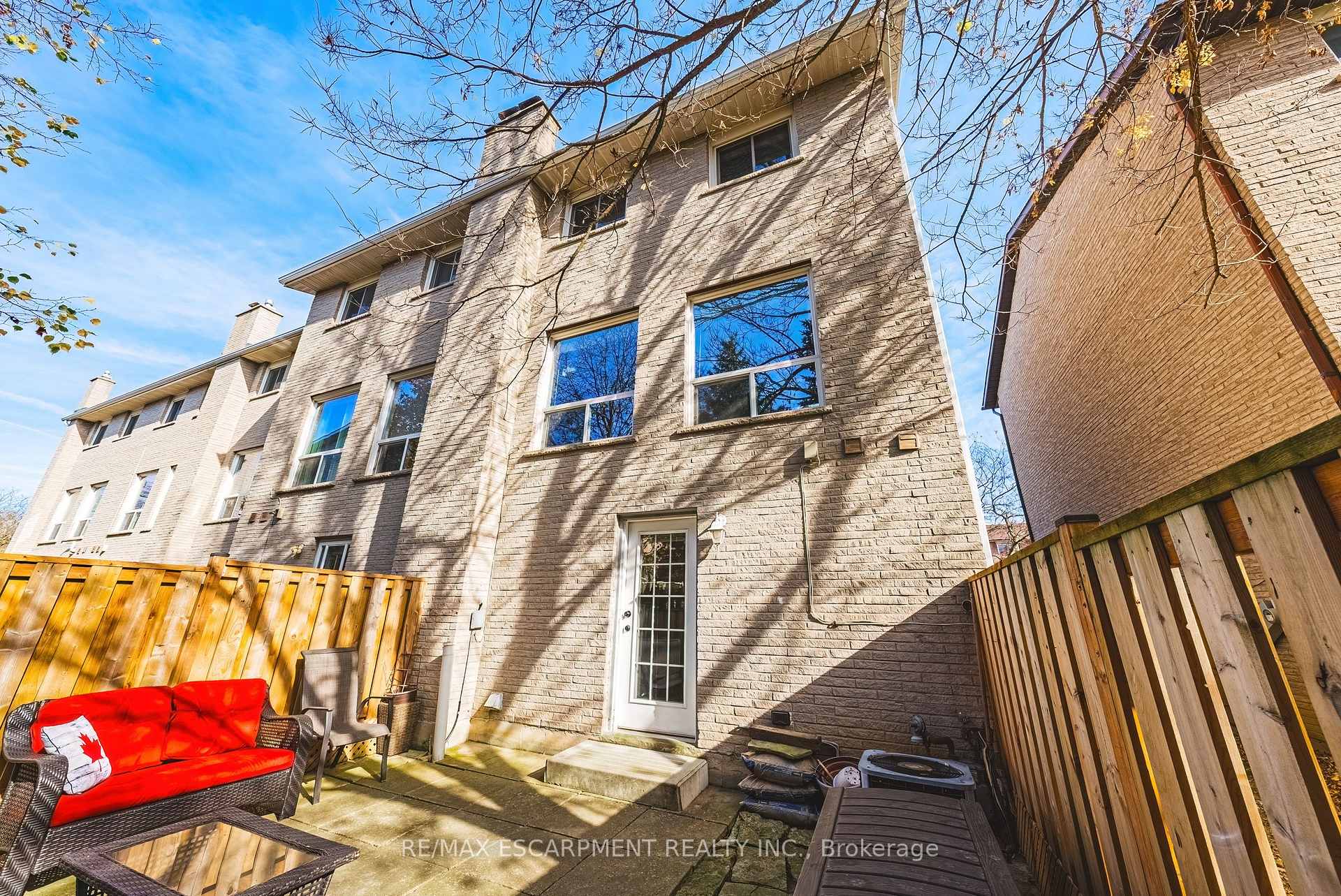 Photo 35 of Unit 26, 1155 Paramount Drive, Hamilton, Stoney Creek Mountain — HOMEH