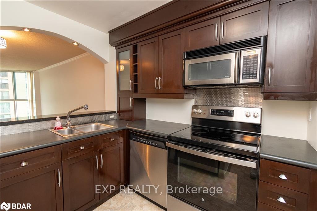 Photo 9 of Unit 609, 140 Dunlop Street E, Barrie, City Centre — HOMEH