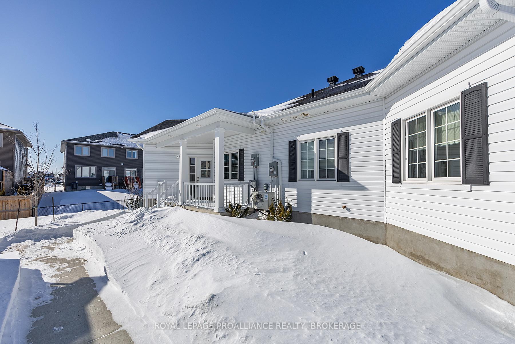 Photo 2 of 49 Lowry Place, Loyalist, Amherstview — HOMEH