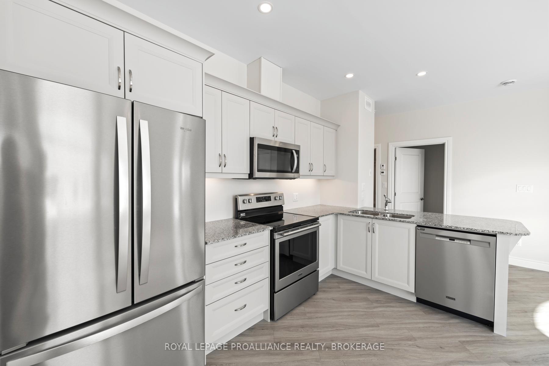 Photo 15 of 49 Lowry Place, Loyalist, Amherstview — HOMEH