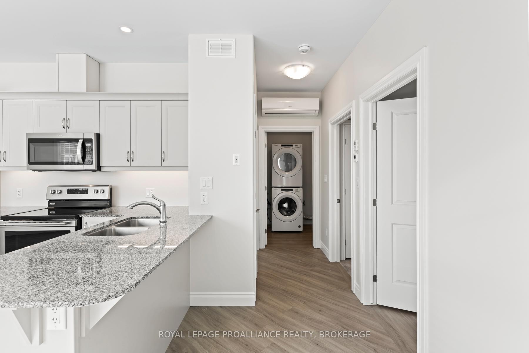 Photo 18 of 49 Lowry Place, Loyalist, Amherstview — HOMEH