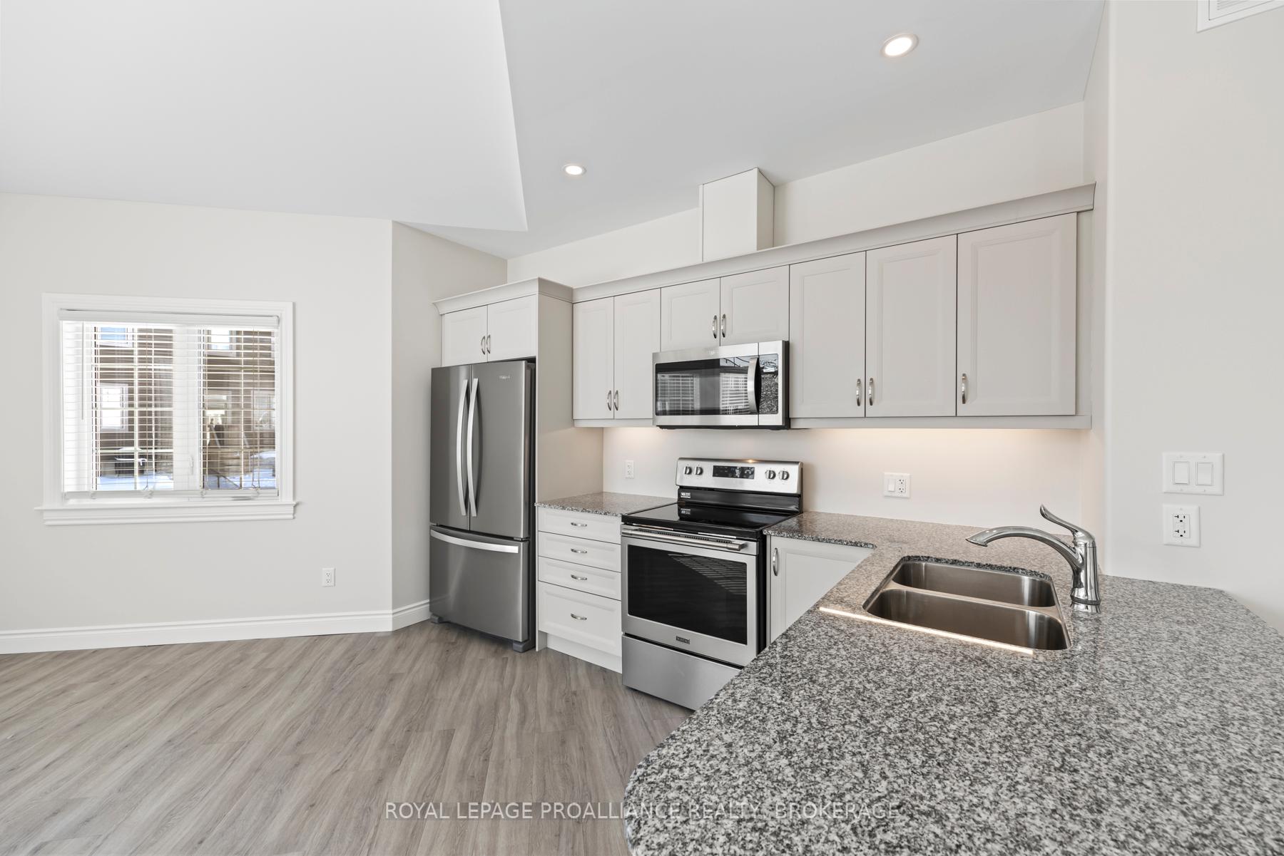 Photo 19 of 49 Lowry Place, Loyalist, Amherstview — HOMEH