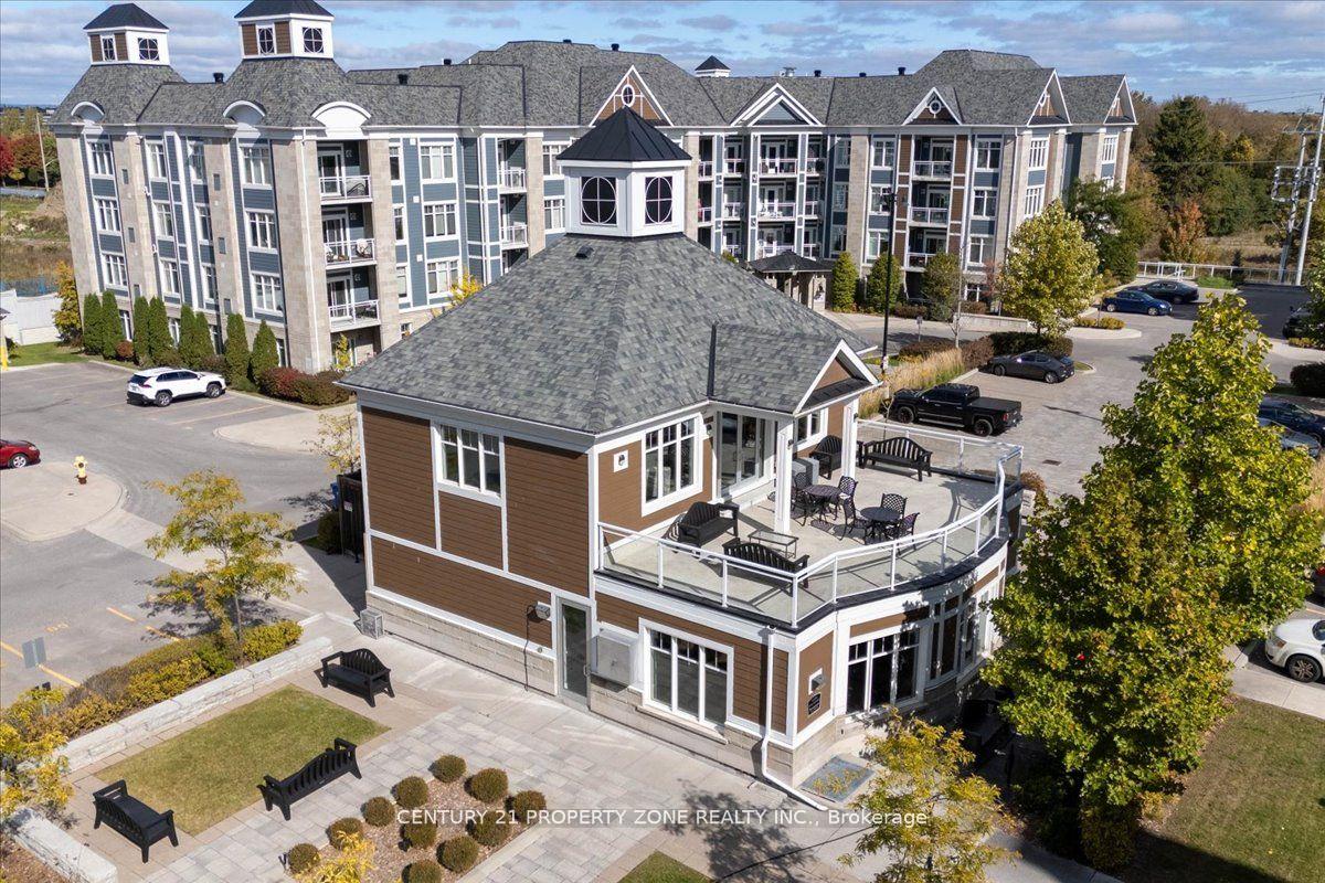 Front of Unit 303, 650 Gordon Street