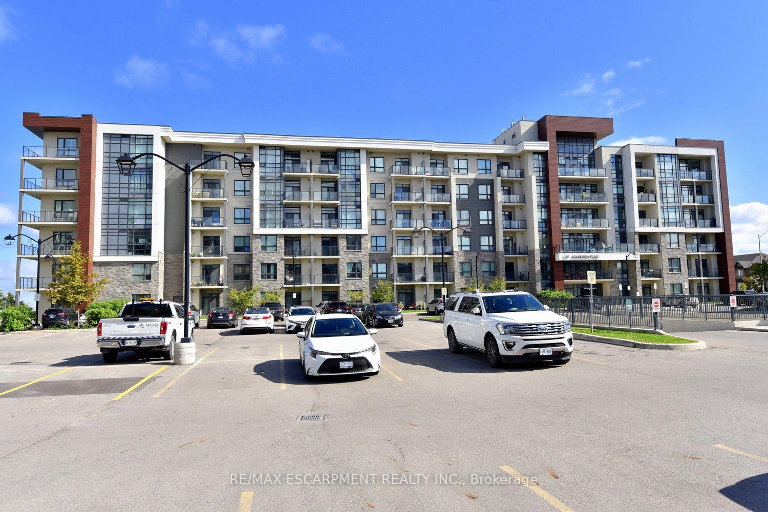 Photo 3 of Unit 214, 101 Shoreview Place, Hamilton, Lakeshore — HOMEH