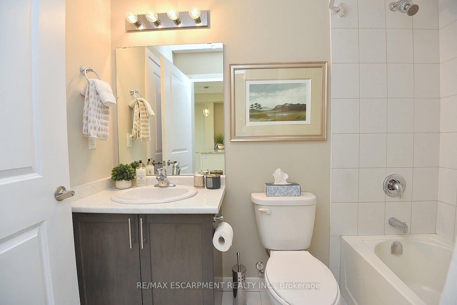 Photo 20 of Unit 214, 101 Shoreview Place, Hamilton, Lakeshore — HOMEH