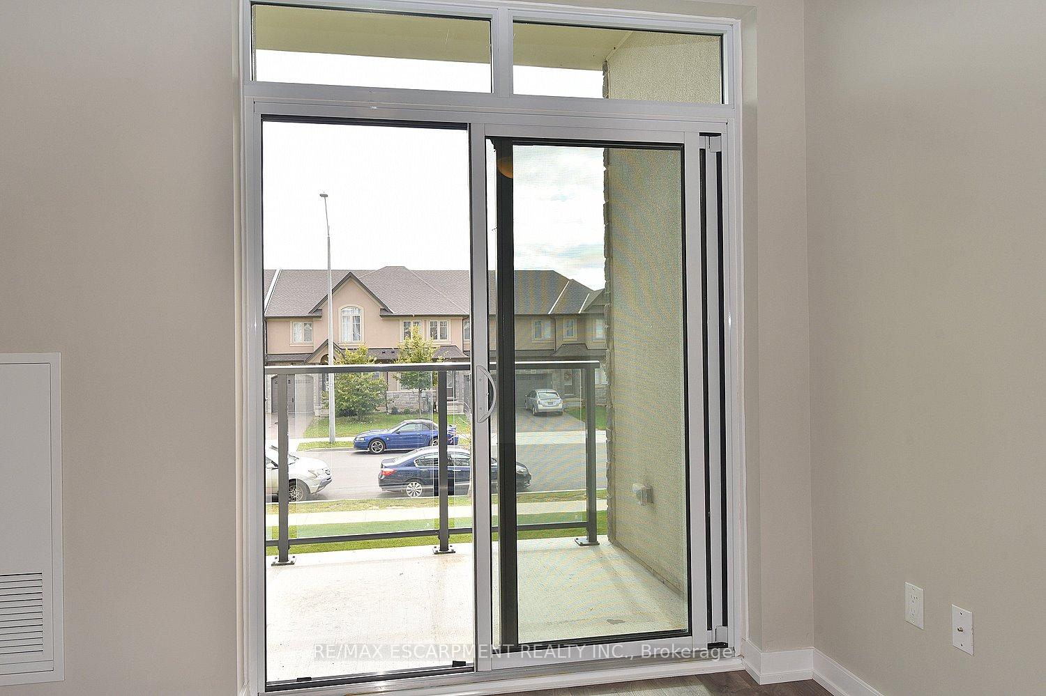 Photo 23 of Unit 214, 101 Shoreview Place, Hamilton, Lakeshore — HOMEH