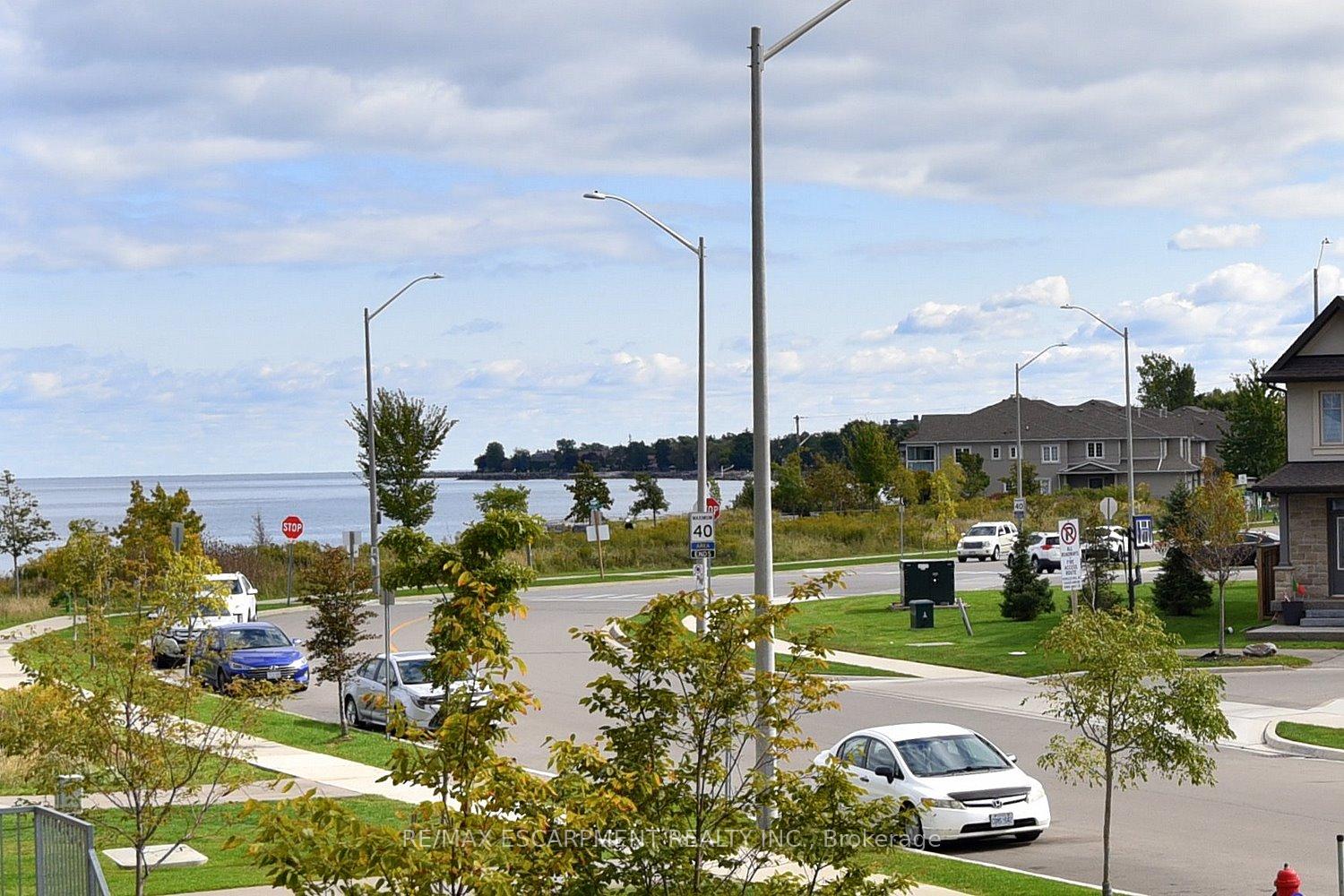 Photo 24 of Unit 214, 101 Shoreview Place, Hamilton, Lakeshore — HOMEH