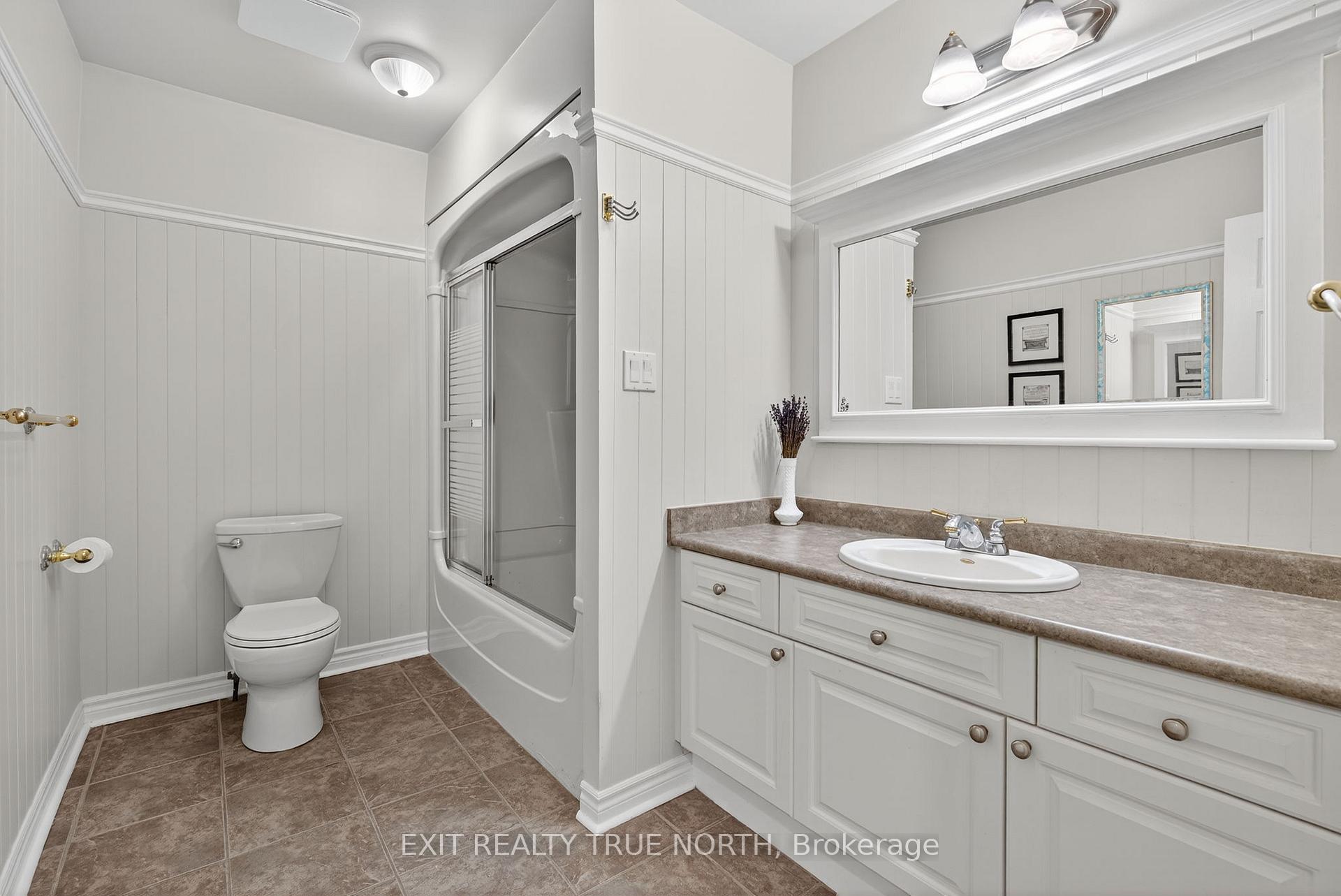 Photo 16 of Unit 9, 17 St Vincent Street, Barrie, North Shore — HOMEH