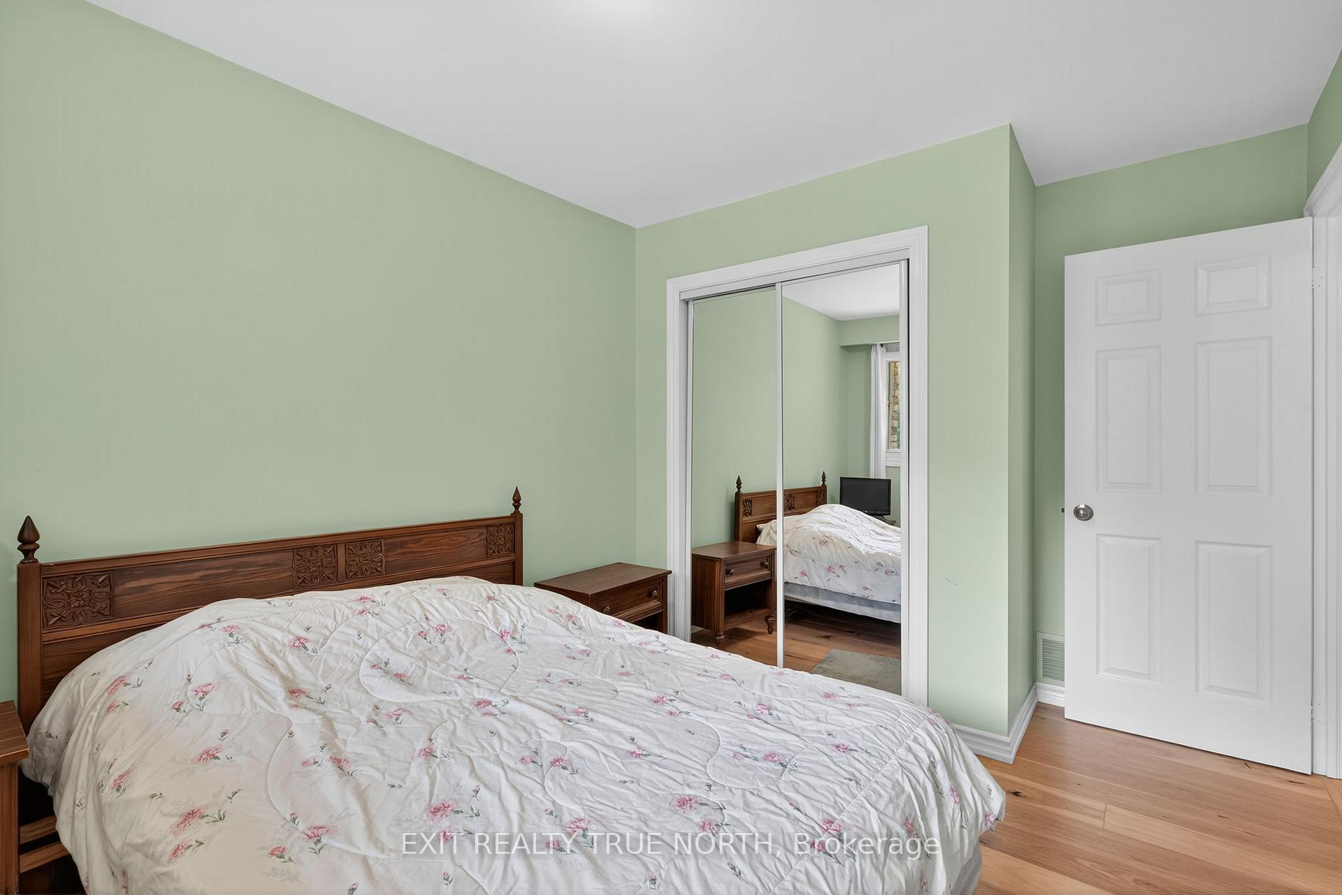 Photo 20 of Unit 9, 17 St Vincent Street, Barrie, North Shore — HOMEH