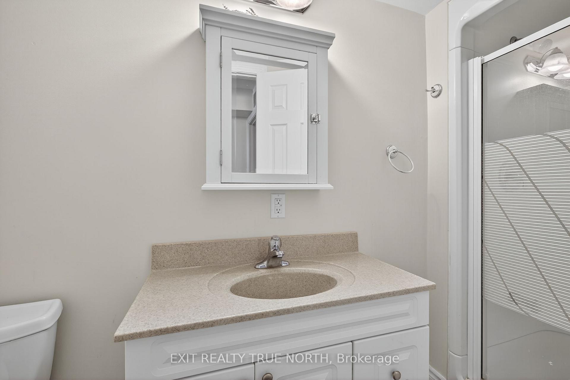 Photo 21 of Unit 9, 17 St Vincent Street, Barrie, North Shore — HOMEH