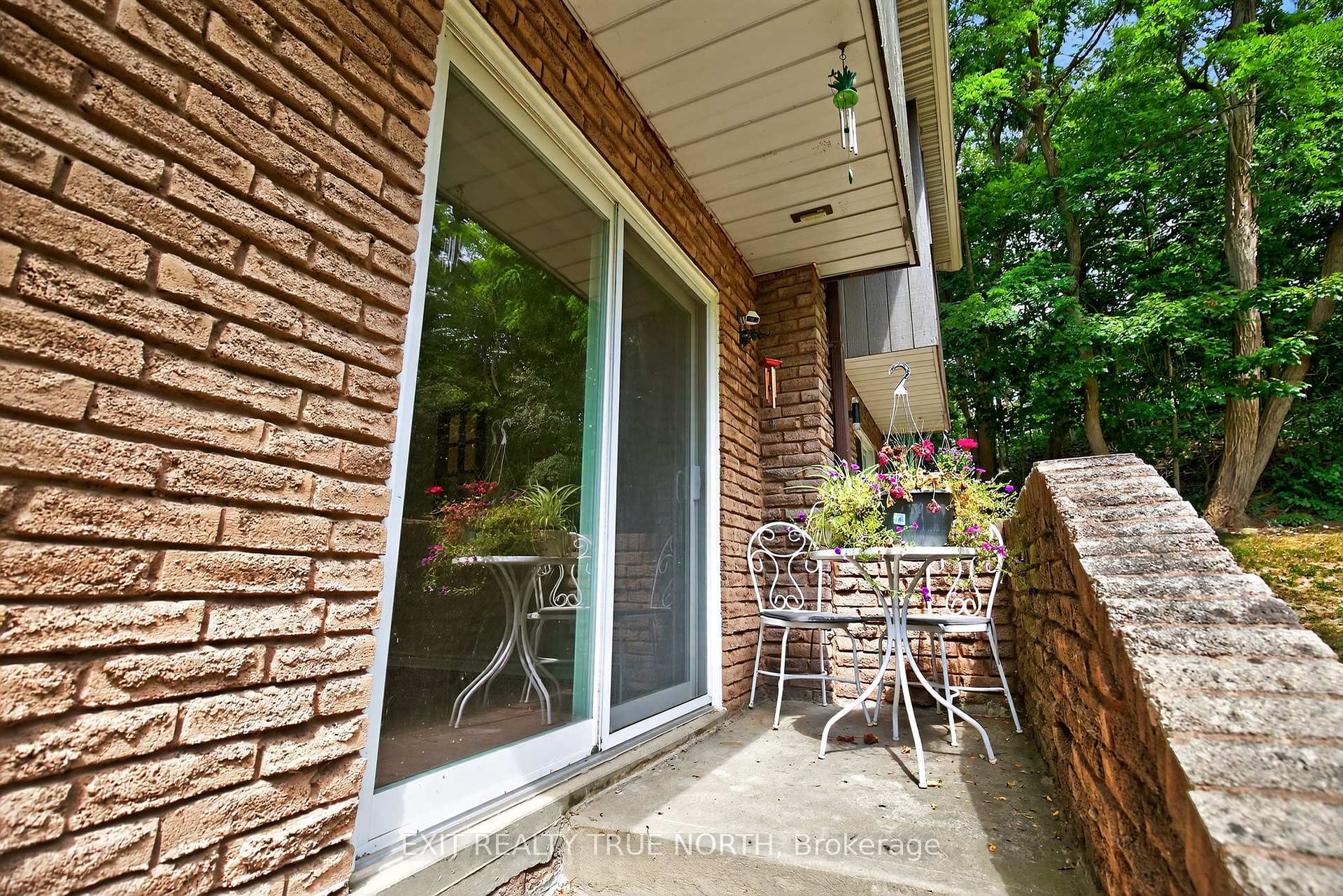 Photo 22 of Unit 9, 17 St Vincent Street, Barrie, North Shore — HOMEH