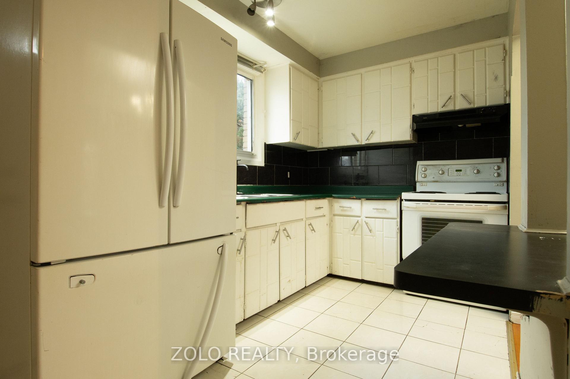 Photo 6 of 54 Riverdale Drive, Hamilton, Riverdale — HOMEH