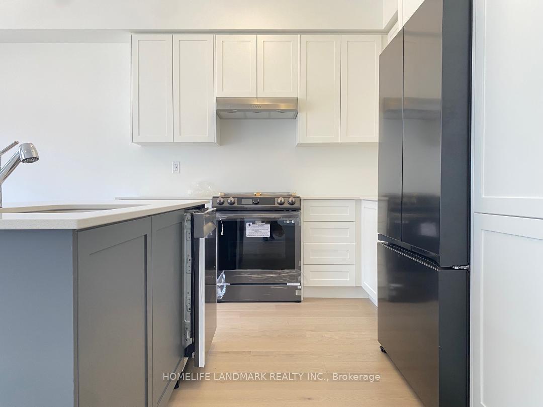 Photo 15 of 32 West Oak Trail, Barrie, Rural Barrie Southeast — HOMEH