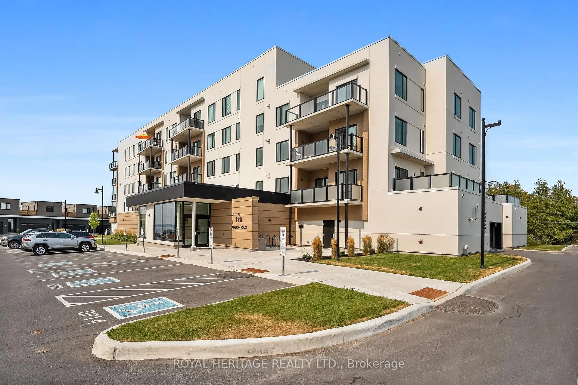 Front of Unit 402, 19B West Street N