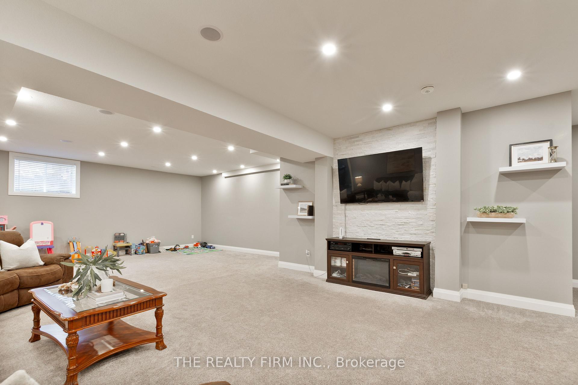 Photo 49 of Unit 226, 9861 Glendon Drive, Middlesex Centre, Komoka — HOMEH