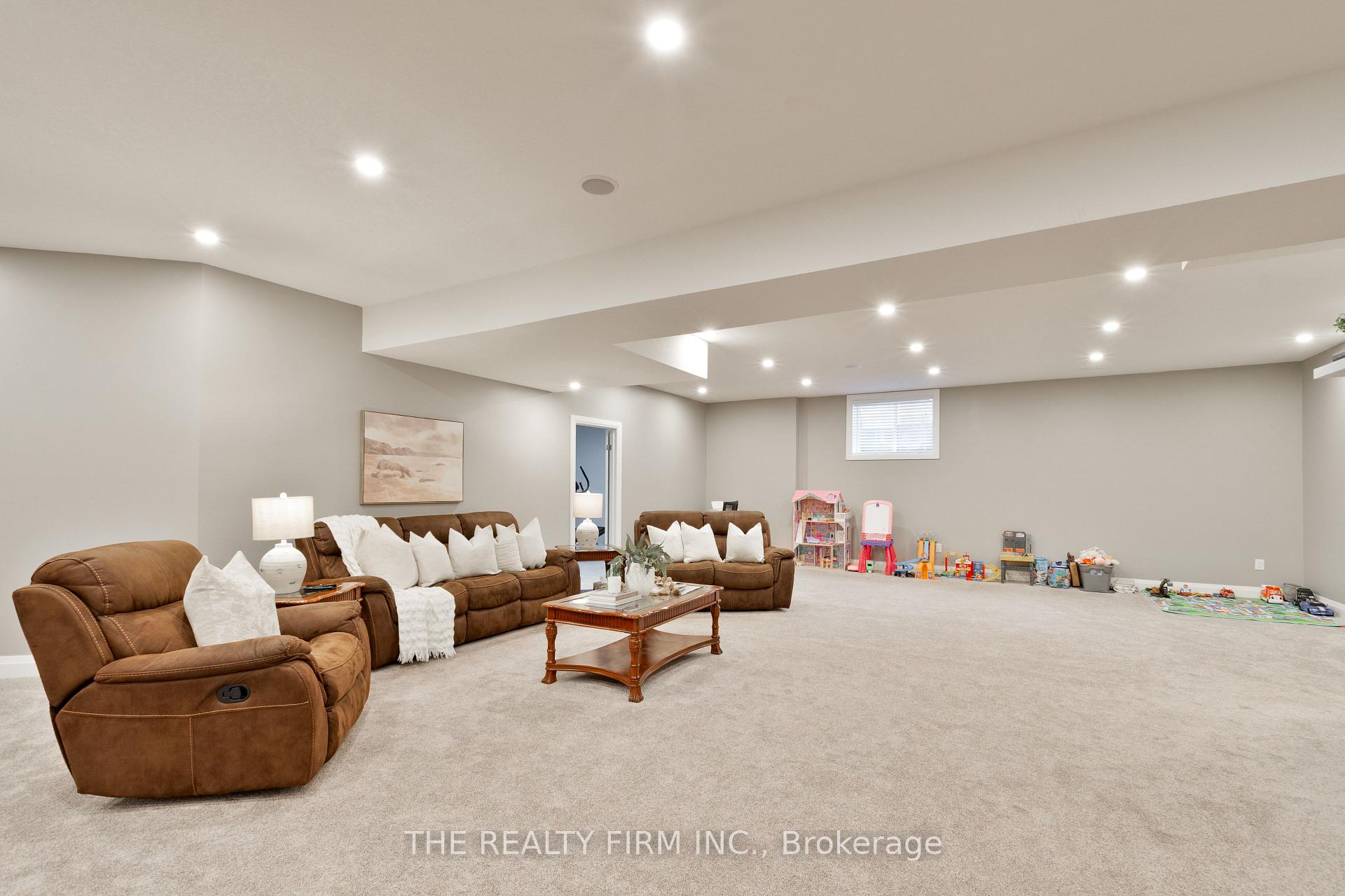 Photo 68 of Unit 226, 9861 Glendon Drive, Middlesex Centre, Komoka — HOMEH
