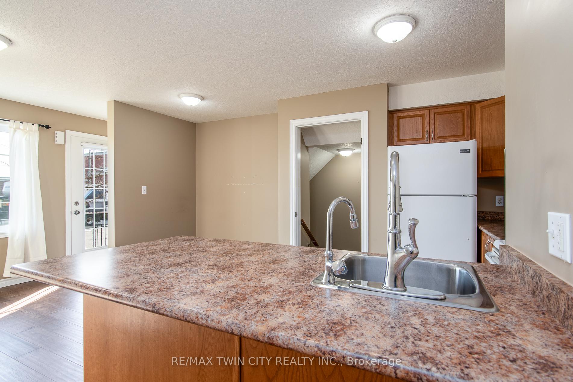Photo 10 of Unit A, 756 Bleams Road, Kitchener — HOMEH