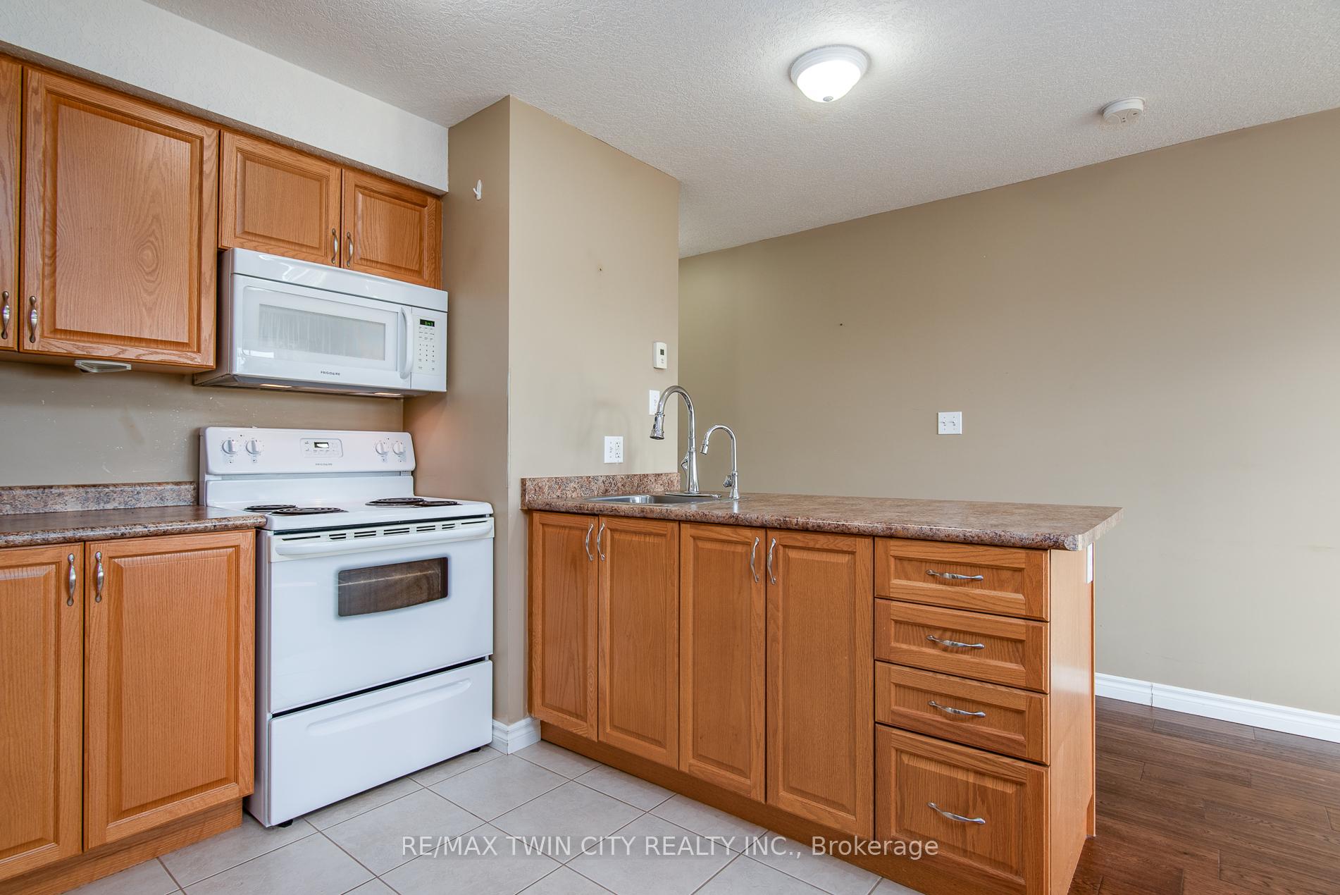 Photo 13 of Unit A, 756 Bleams Road, Kitchener — HOMEH