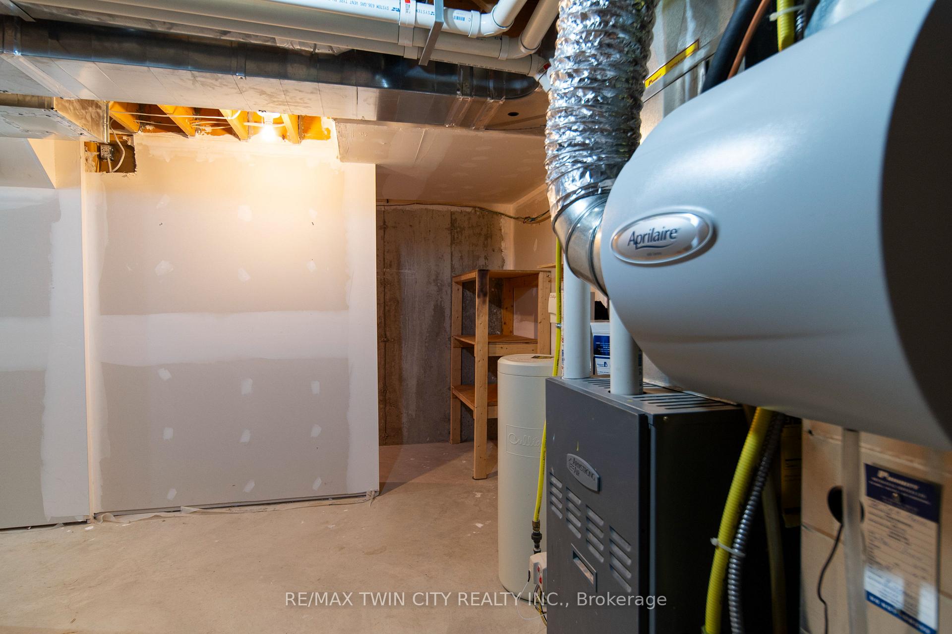 Photo 24 of Unit A, 756 Bleams Road, Kitchener — HOMEH