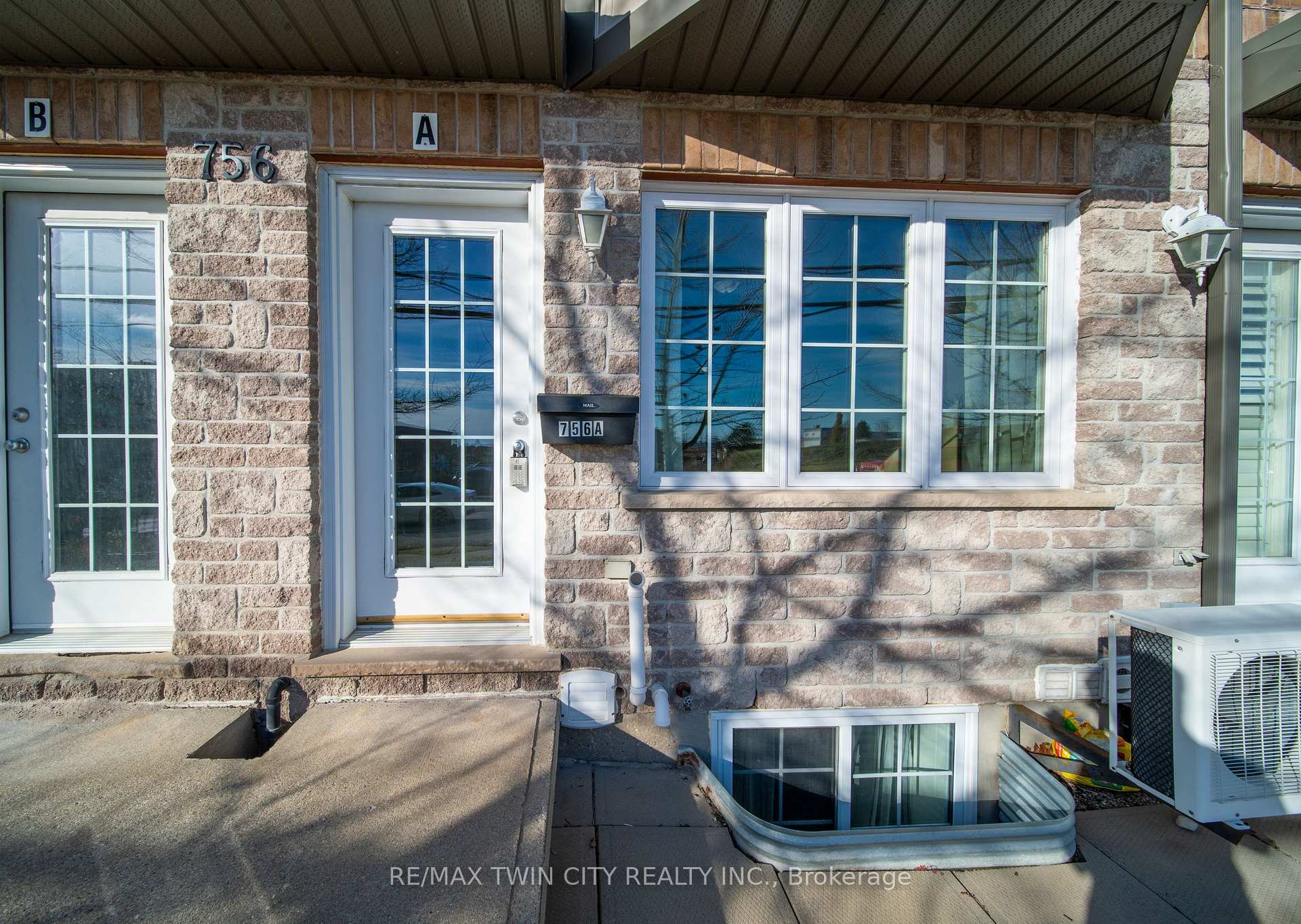Photo 27 of Unit A, 756 Bleams Road, Kitchener — HOMEH