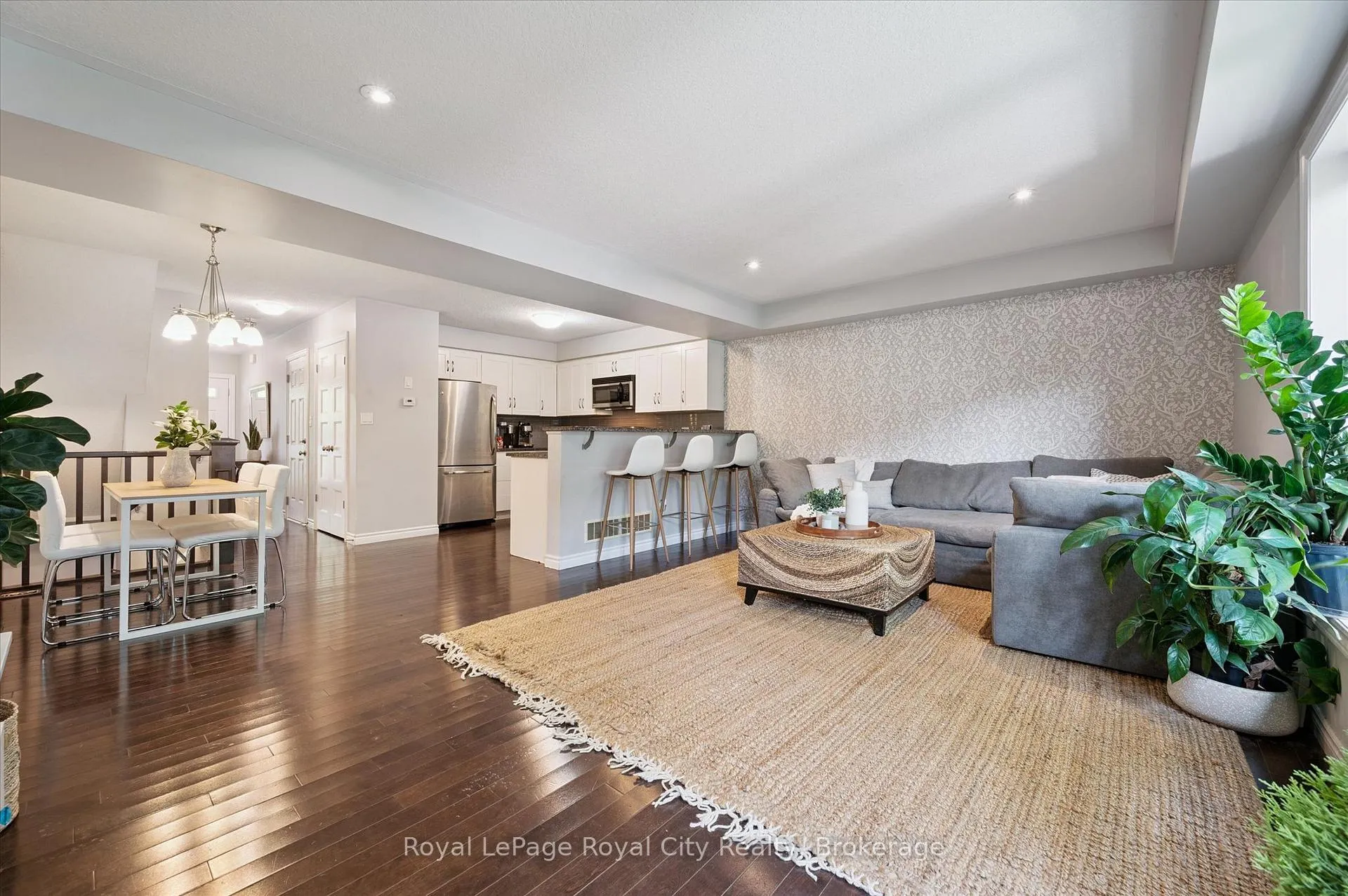 Photo 17 of Unit 16, 167 Arkell Road, Guelph, Pineridge/Westminster Woods — HOMEH