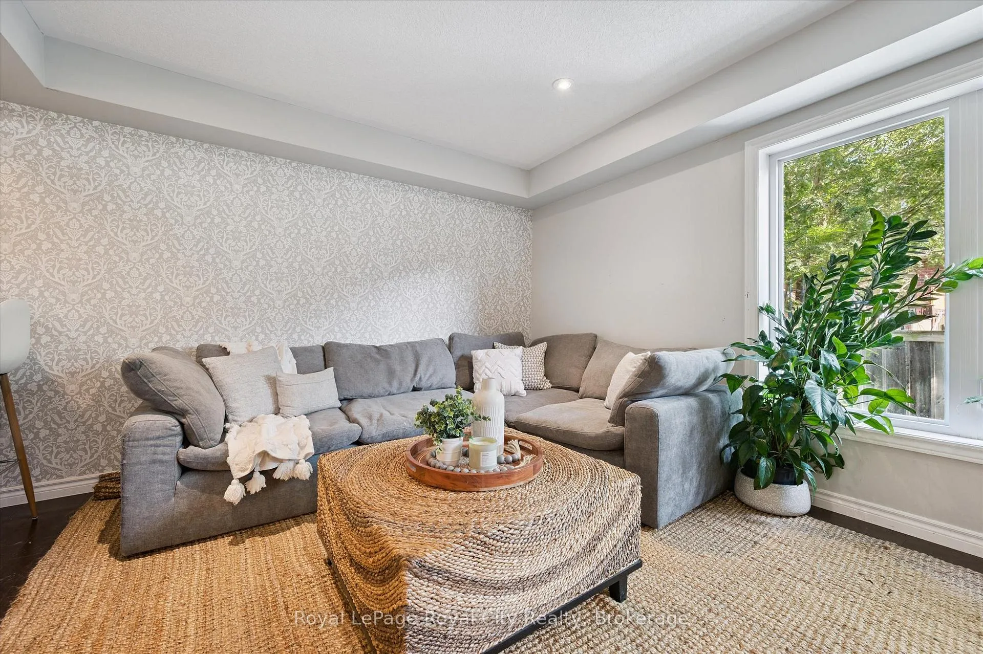 Photo 18 of Unit 16, 167 Arkell Road, Guelph, Pineridge/Westminster Woods — HOMEH