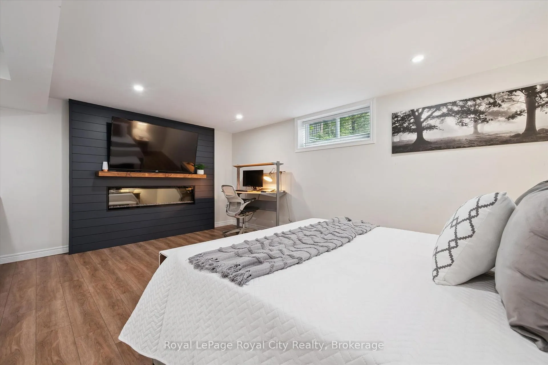 Photo 34 of Unit 16, 167 Arkell Road, Guelph, Pineridge/Westminster Woods — HOMEH