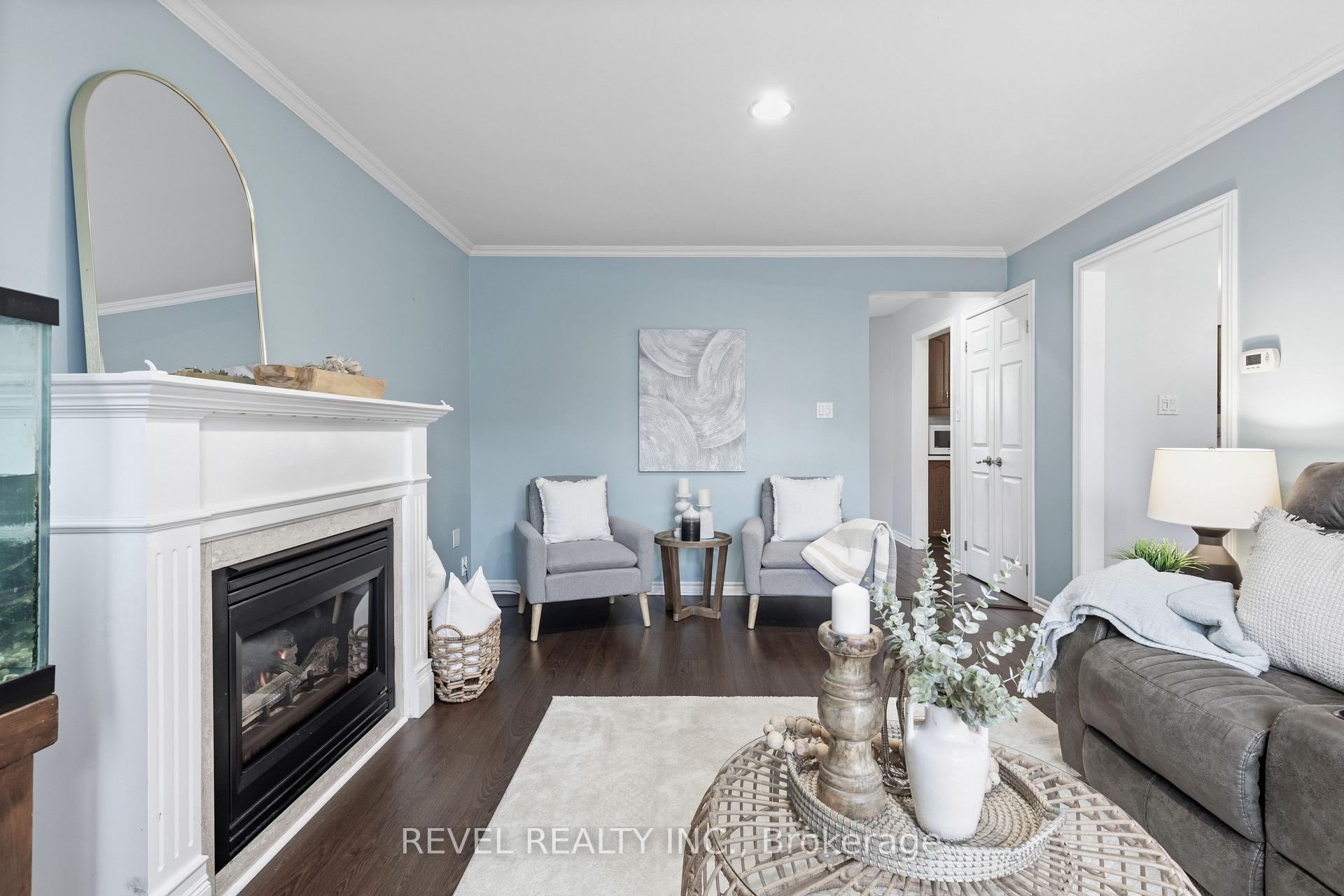 Photo 17 of 18 Wilkins Crescent, Clarington, Courtice — HOMEH