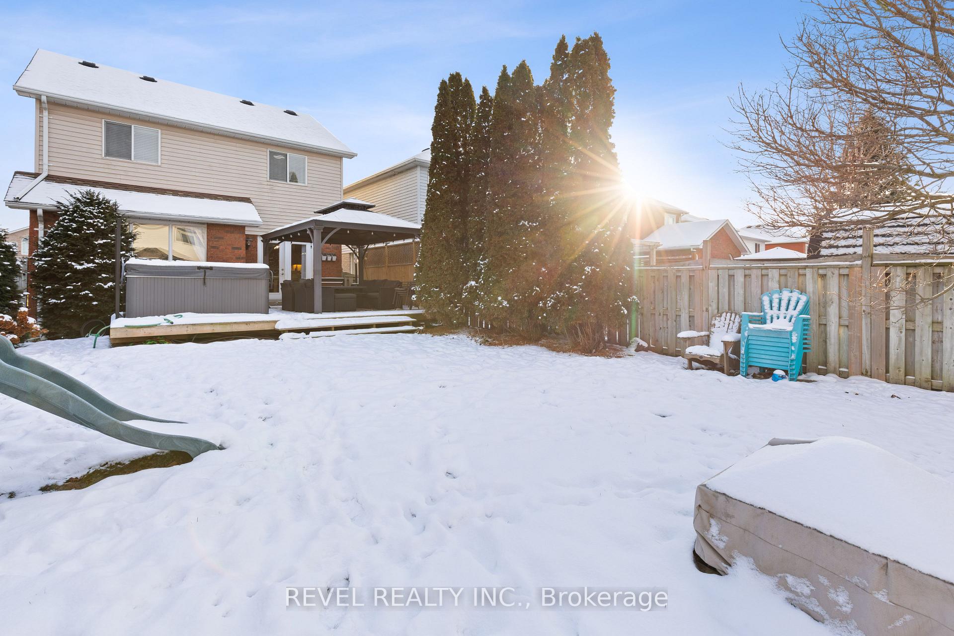 Photo 36 of 18 Wilkins Crescent, Clarington, Courtice — HOMEH