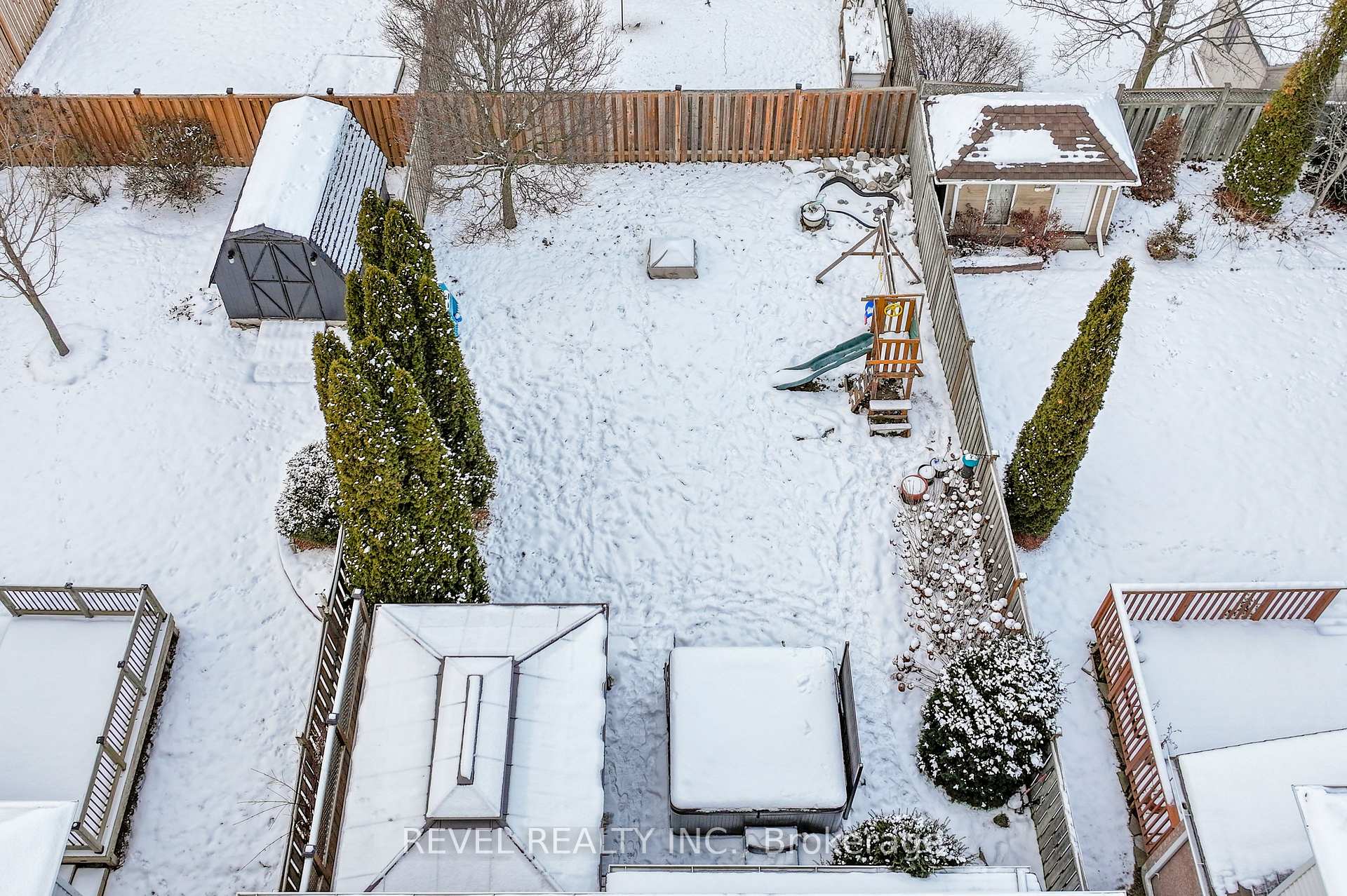 Photo 40 of 18 Wilkins Crescent, Clarington, Courtice — HOMEH