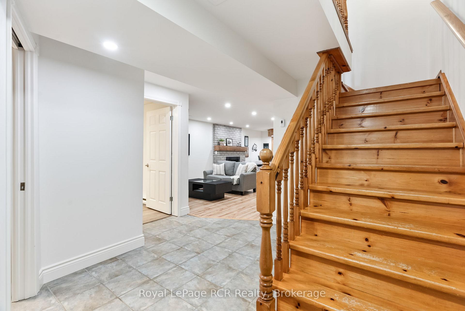 Photo 24 of 107 Thomas Street, Brockton — HOMEH