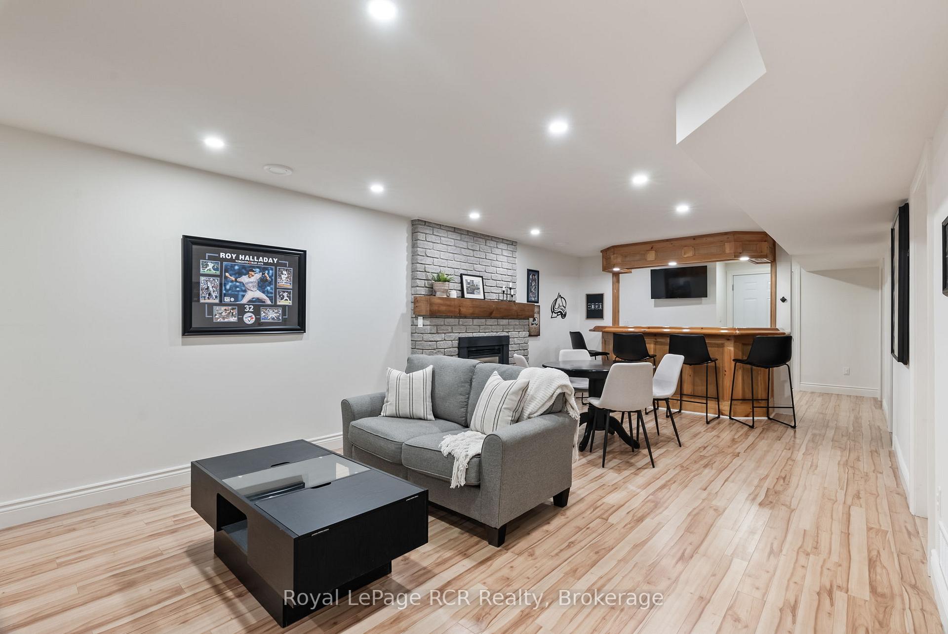 Photo 27 of 107 Thomas Street, Brockton — HOMEH