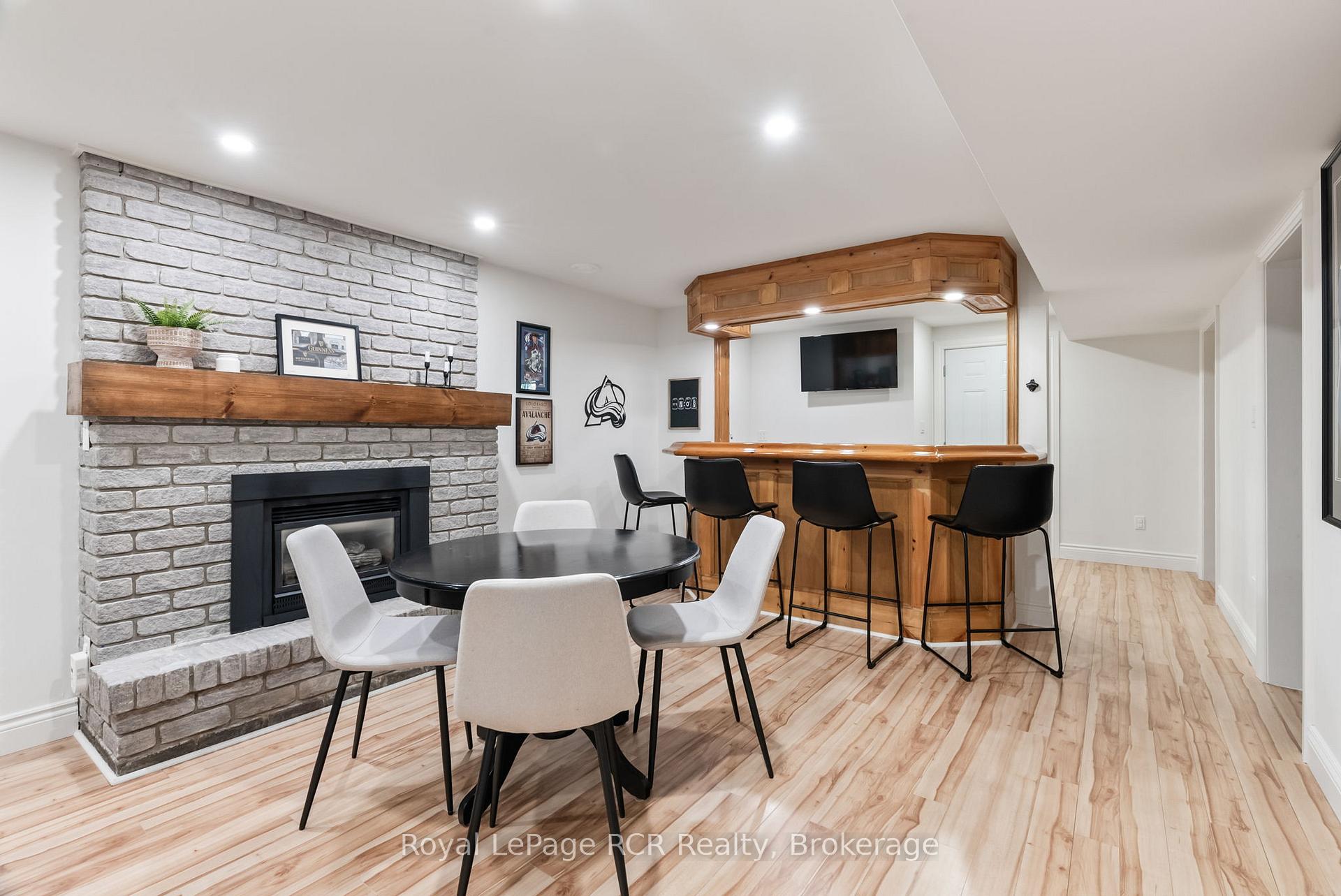 Photo 28 of 107 Thomas Street, Brockton — HOMEH