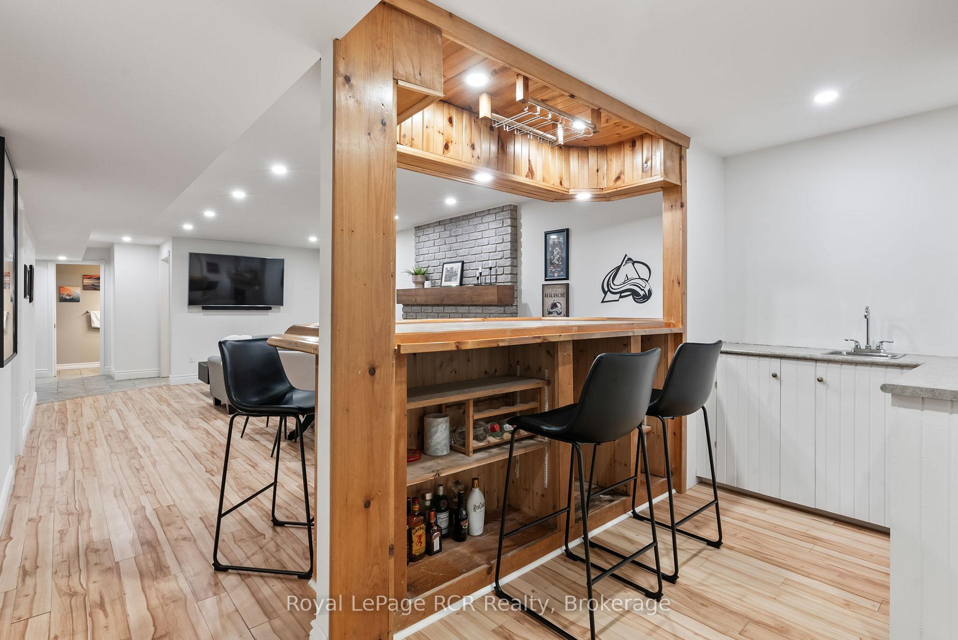 Photo 31 of 107 Thomas Street, Brockton — HOMEH