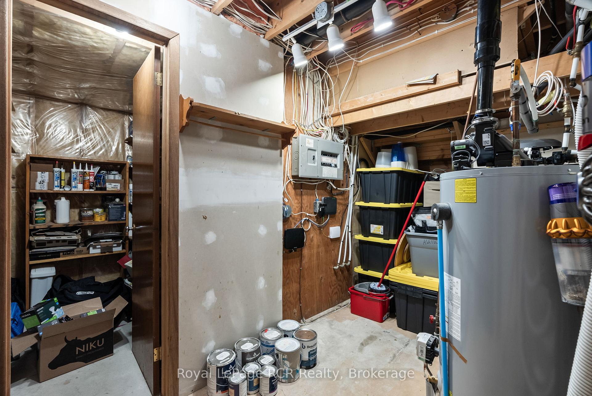 Photo 34 of 107 Thomas Street, Brockton — HOMEH