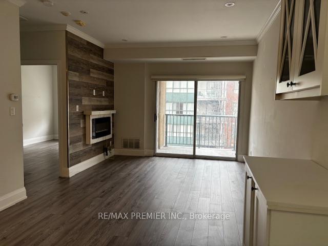Photo 4 of Unit 318, 33 Wallace Street, Vaughan, West Woodbridge — HOMEH