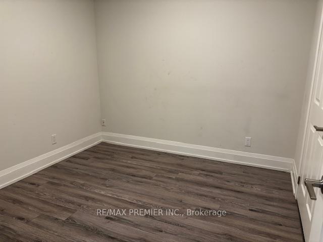 Photo 7 of Unit 318, 33 Wallace Street, Vaughan, West Woodbridge — HOMEH