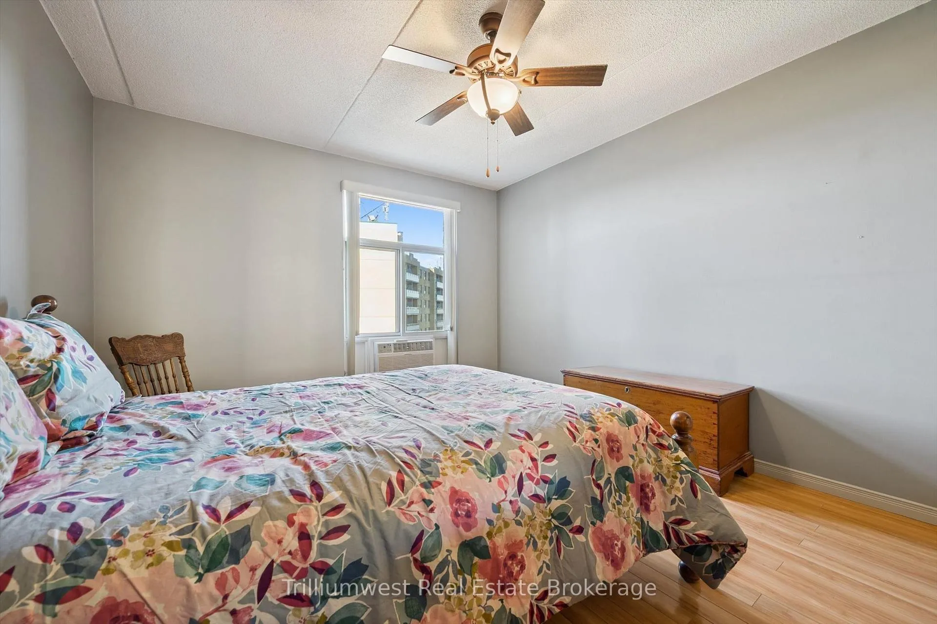 Photo 15 of Unit 705, 8 Christopher Court, Guelph, Kortright West — HOMEH