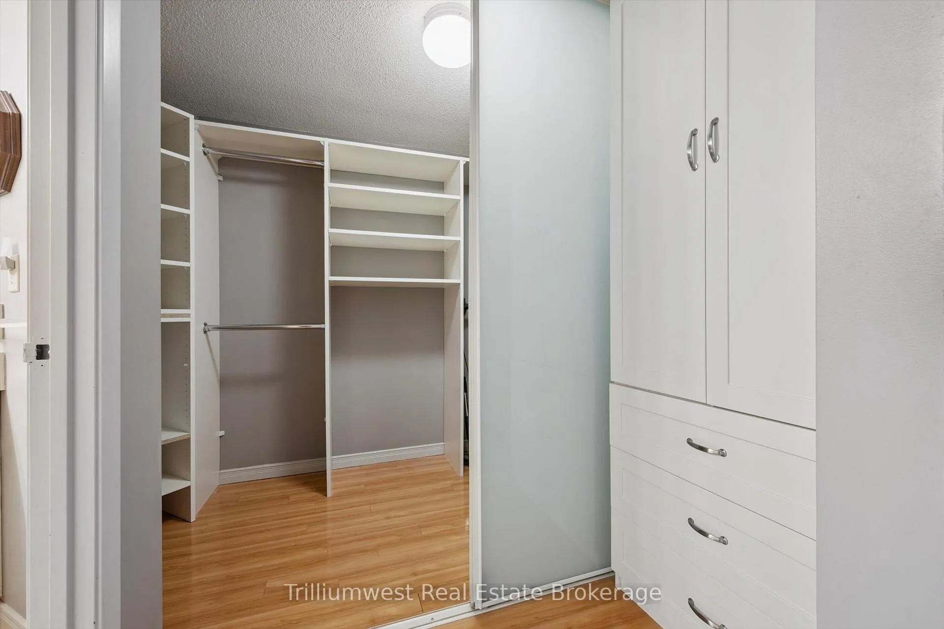 Photo 17 of Unit 705, 8 Christopher Court, Guelph, Kortright West — HOMEH