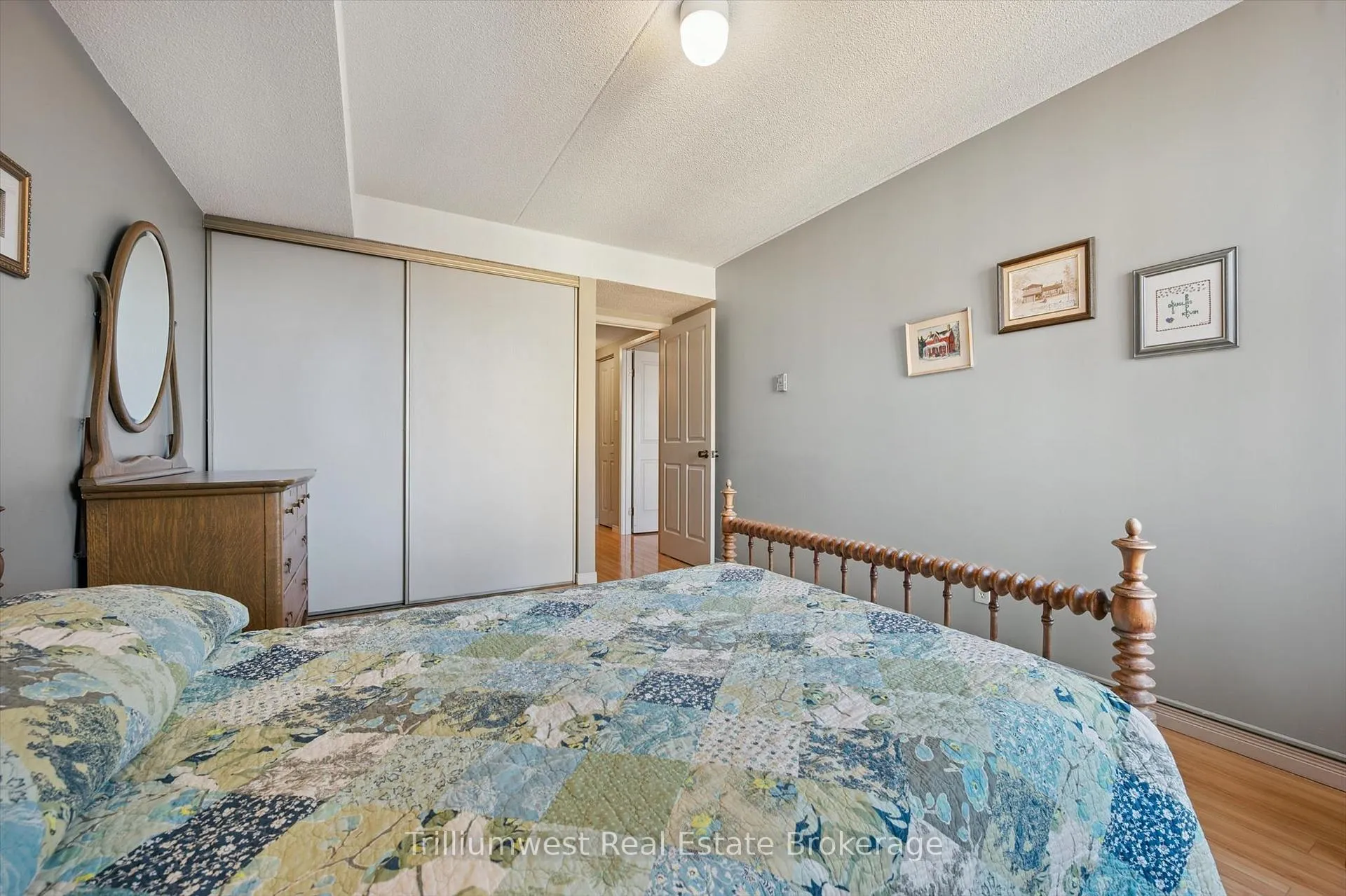 Photo 20 of Unit 705, 8 Christopher Court, Guelph, Kortright West — HOMEH