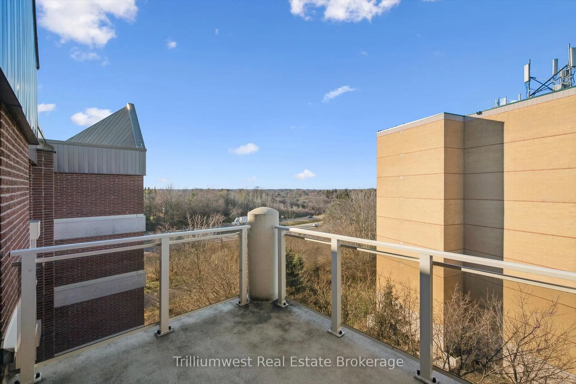Photo 24 of Unit 705, 8 Christopher Court, Guelph, Kortright West — HOMEH