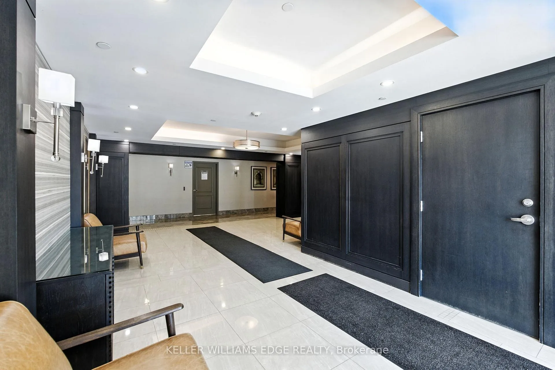 Photo 4 of Unit 338, 125 Shoreview Place, Hamilton, Lakeshore — HOMEH