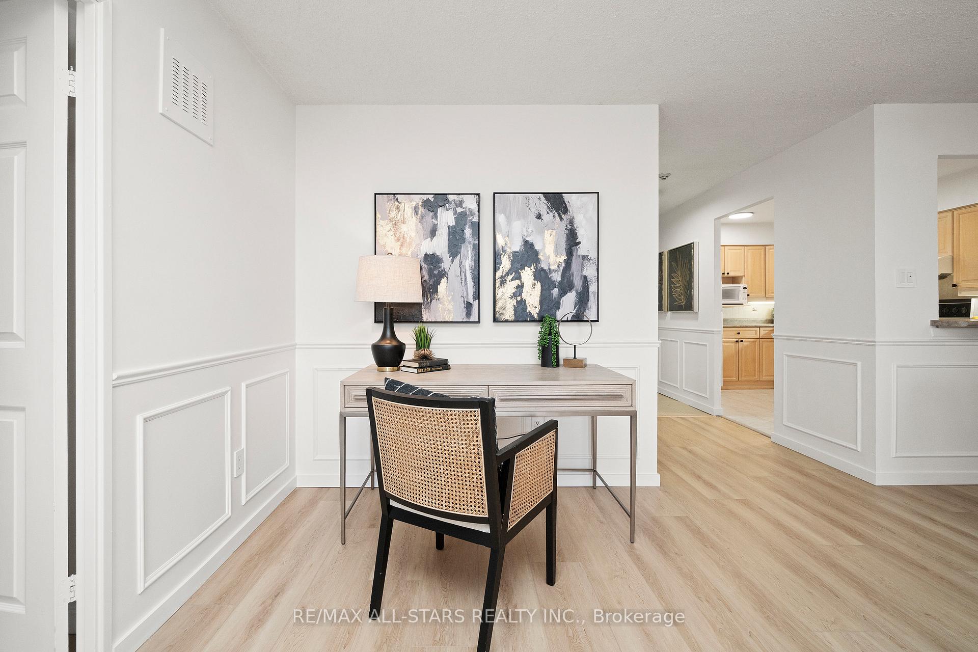 Photo 11 of Unit 703, 55 Austin Drive, Markham, Markville — HOMEH