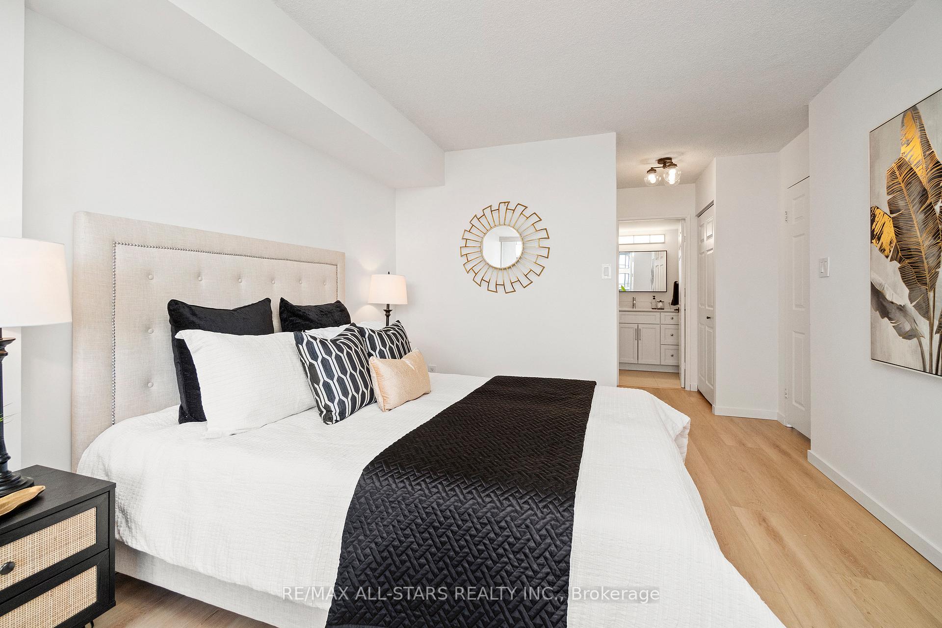 Photo 23 of Unit 703, 55 Austin Drive, Markham, Markville — HOMEH
