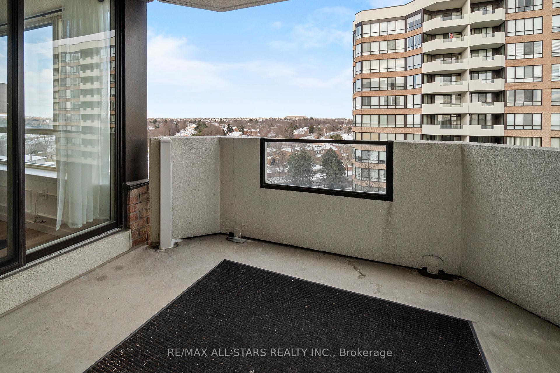 Photo 32 of Unit 703, 55 Austin Drive, Markham, Markville — HOMEH